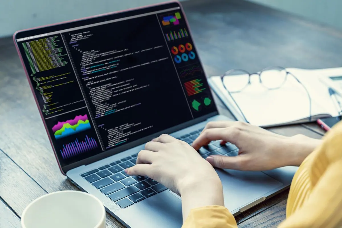 اپلیکیشن مدیریت مشتری و رزرو برای کسب کار های خدماتی